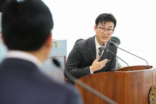 아산시의회, 주요 현안사항에 대한 시정질문 펼쳐(2일차)